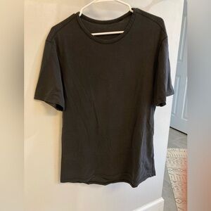 Lululemon Athletica Crewneck Short Sleeve T-Shirt Athleisure Workout Men's XL